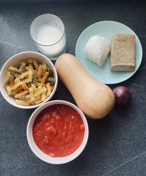 Cestoviny s tekvicou a tofu